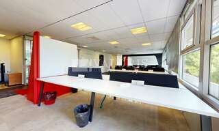 Bureau  3386 m² à louer à Lyon 9 (69009)