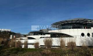 Bureau  3386 m² à louer à Lyon 9 (69009)