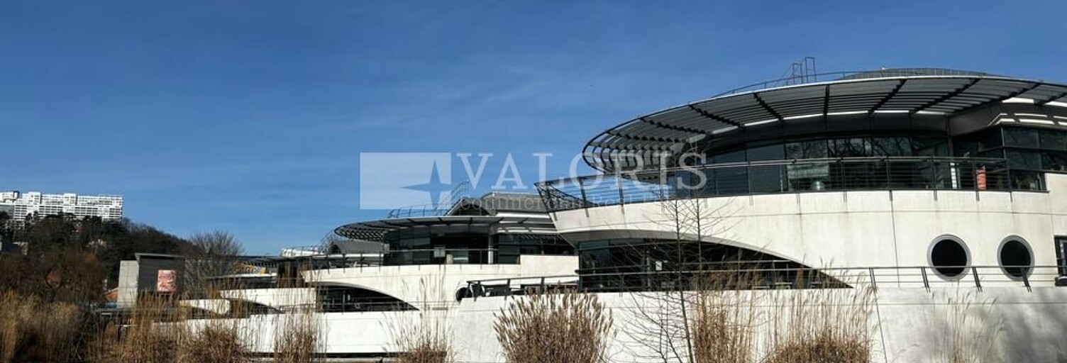 Bureau  3386 m² à louer à Lyon 9 (69009)