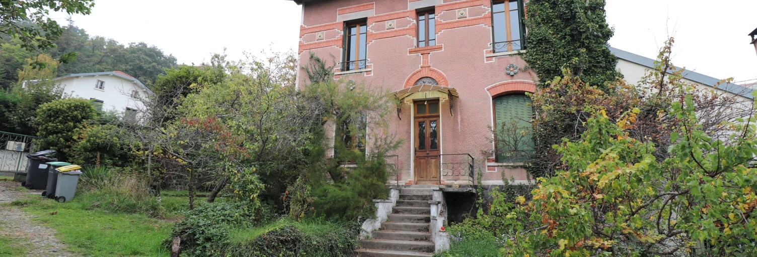 Maison 11 Pièces 220 m² à vendre à Durtol (63830)