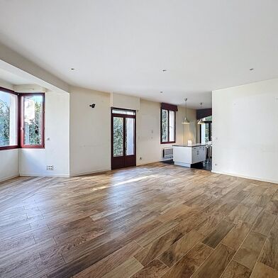 Appartement 4 pièces 370000 €