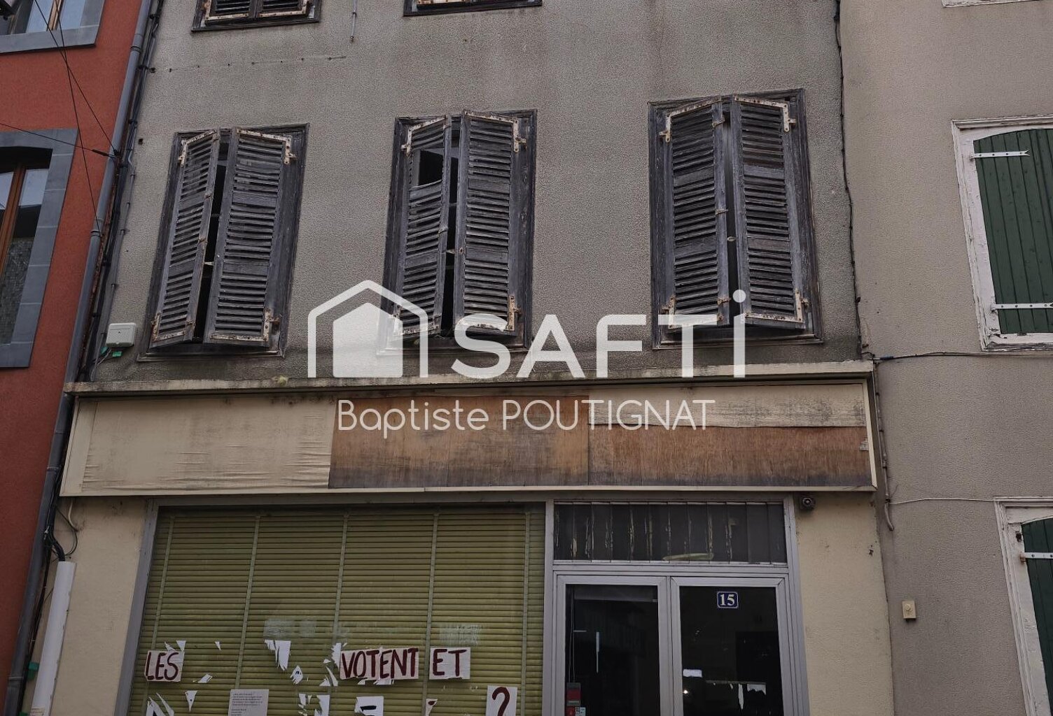 Ensemble immobilier cntre ville d'Ambert — photo 1