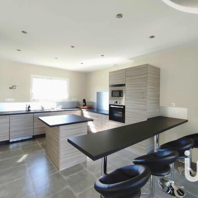 Maison 5 pièces 260000 €