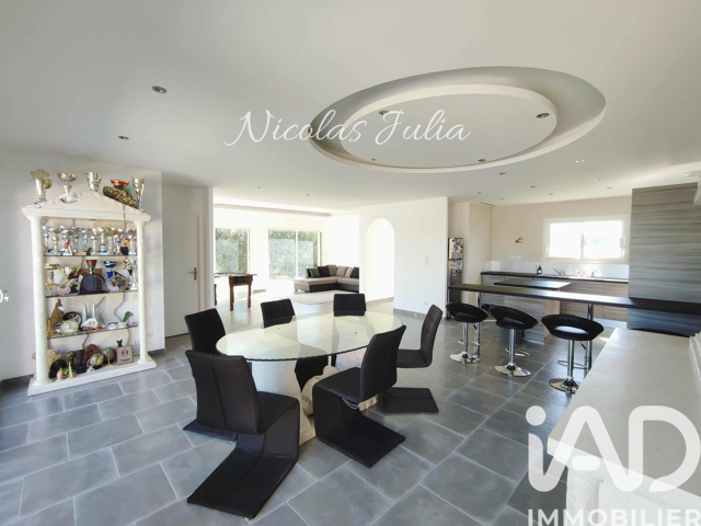 Vente Maison/villa 5 pièces — photo du bien