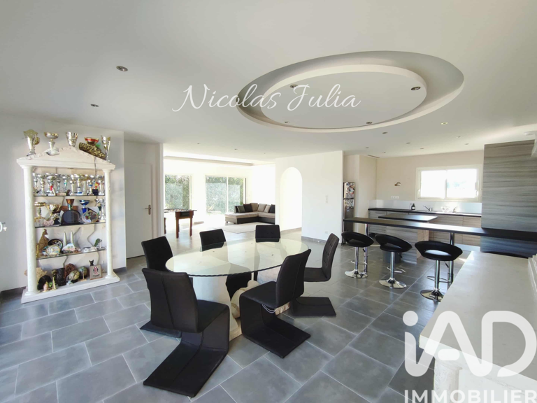 Vente Maison/villa 5 pièces — photo 1