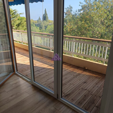 Appartement 2 pièces 220500 €