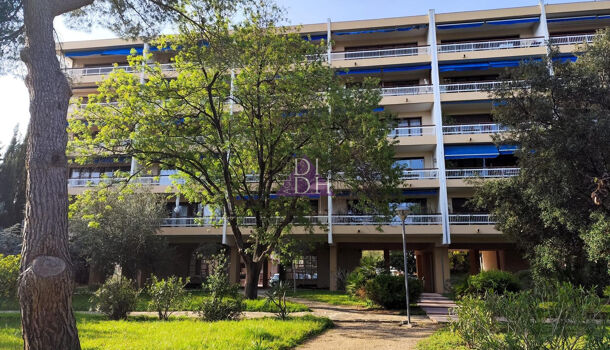 Appartement 2 pièces  à vendre Hyères 83400