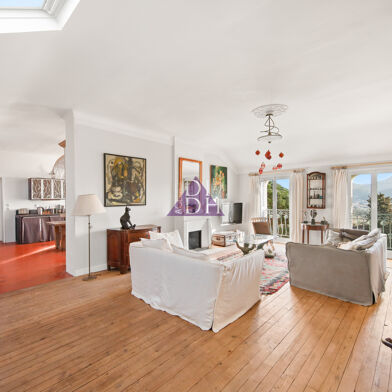 Appartement 6 pièces 649000 €