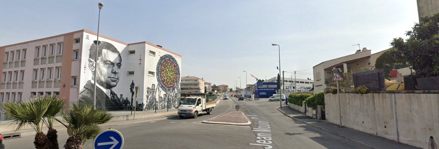 Garage  66 m² à vendre à Saint-Raphaël (83700)