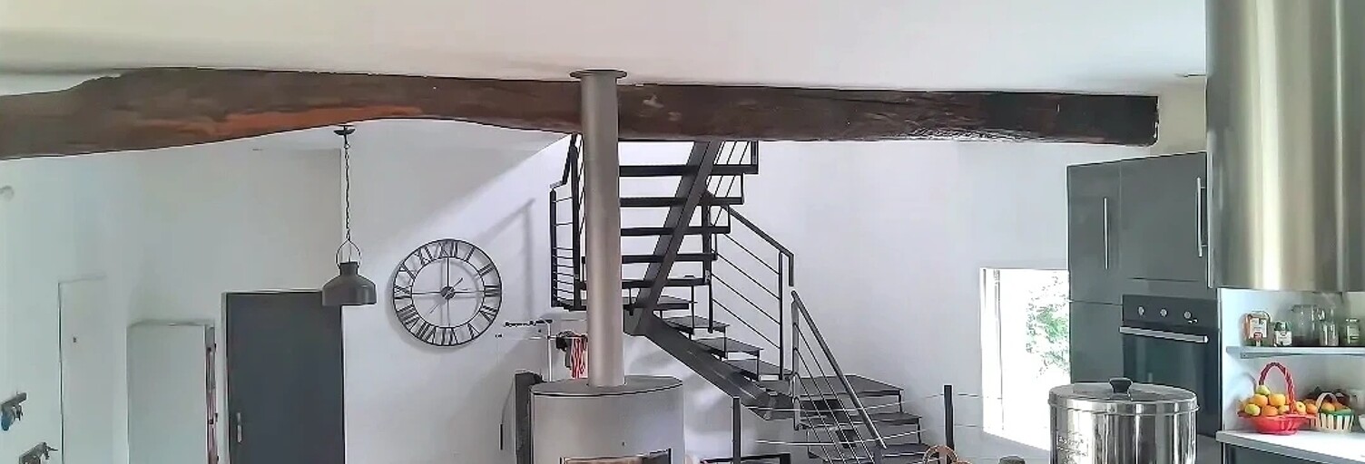 Maison 4 Pièces 152 m² à vendre à Saint-Vincent-la-Commanderie (26300)