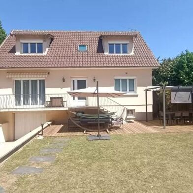 Maison 5 pièces 759000 €