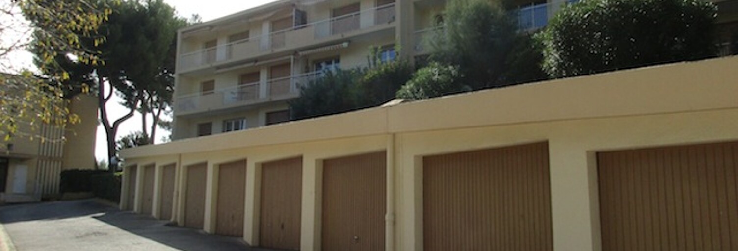 Garage  15 m² à louer à Sanary-sur-Mer (83110)