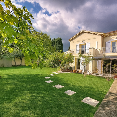 Maison 5 pièces 669000 €