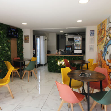 Commerce  120700 €