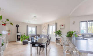 Maison 6 Pièces 180 m² à vendre à Cadolive (13950)