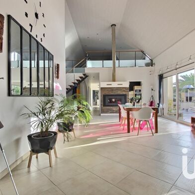 Maison 7 pièces 598500 €