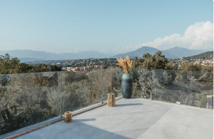 Vente, Porticcio, appartement T3 piscine et jardin, grand standing. — photo 5
