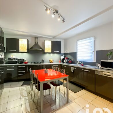 Maison 4 pièces 370000 €