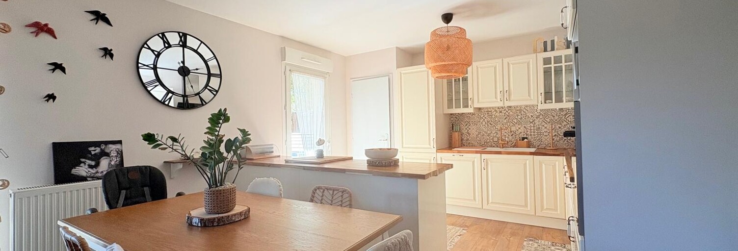 Appartement 3 Pièces 67 m² à vendre à Combs-la-Ville (77380)