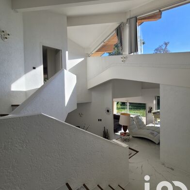 Maison 9 pièces 663000 €