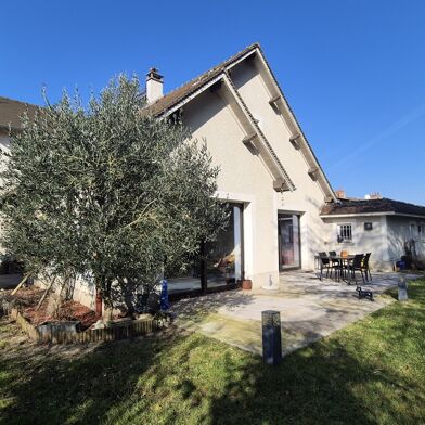 Maison 8 pièces 739000 €