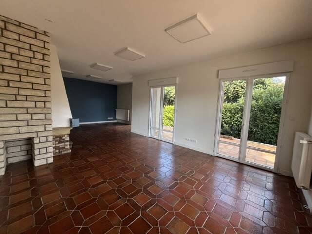 Maison 7 pièces 171 m² à Montluçon — photo du bien