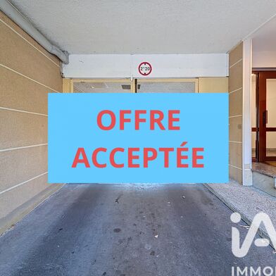 Garage  17000 €