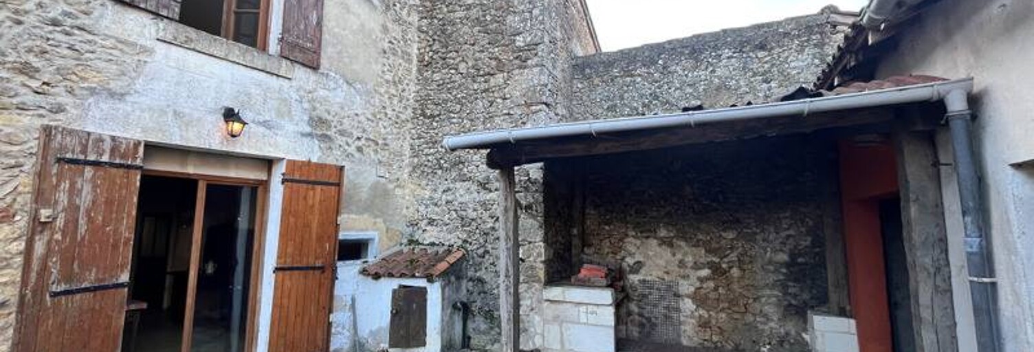 Maison 4 Pièces 110 m² à vendre à Saint-Mayme-de-Péreyrol (24380)