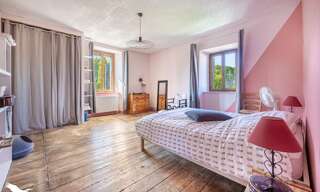 Maison 7 Pièces 234 m² à vendre à Saint-Junien (87200)