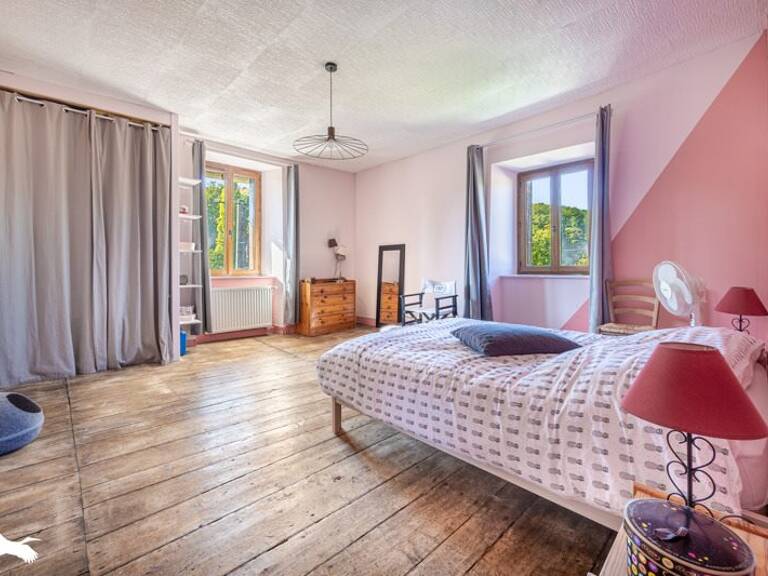 Maison de ville de 7 pièces principales — photo 1
