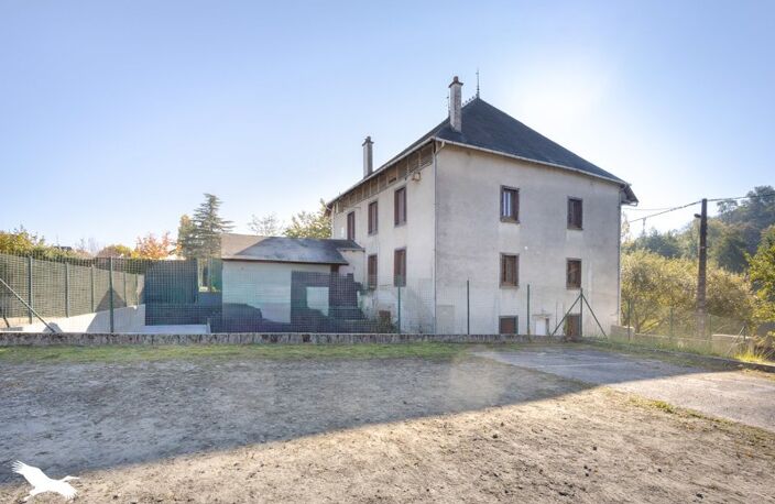 Maison de ville de 7 pièces principales — photo 2