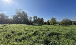 Terrain  2080 m² à vendre à La Celle-Dunoise (23800)