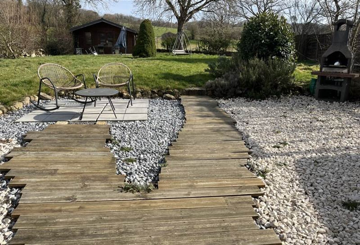 Maison en pierre de 8 pièces principales — photo 1