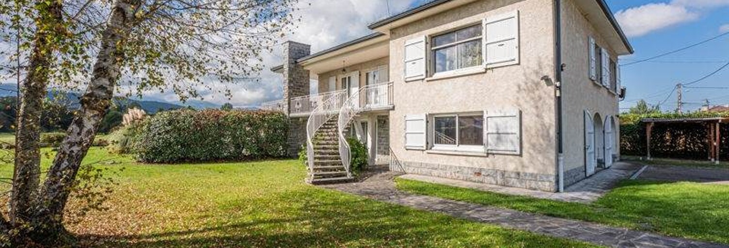 Maison 9 Pièces 249 m² à vendre à Lorp-Sentaraille (09190)