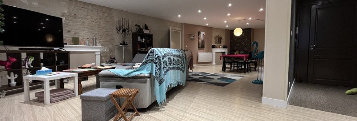 Immeuble   m² à vendre à La Rochefoucauld-en-Angoumois (16110)