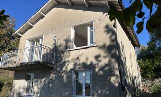 Maison 6 Pièces 96 m² à vendre à Puy-l'Évêque (46700)