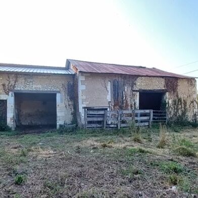 Maison 3 pièces 77420 €