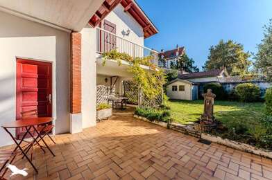 Maison 5 pièces 989000 €