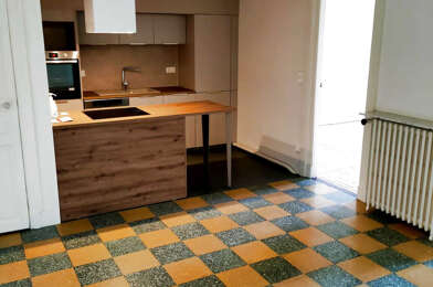 Appartement 3 pièces 900 €