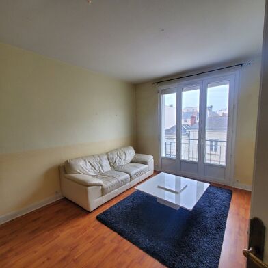 Appartement 3 pièces 995 €