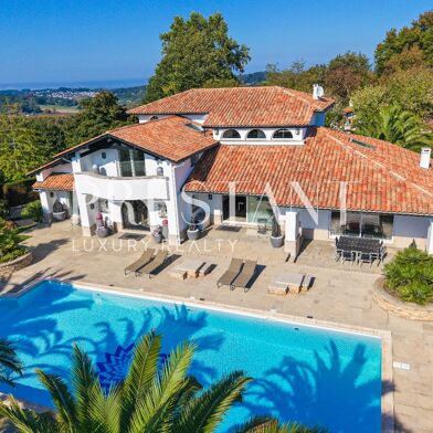 Maison 9 pièces 2600000 €