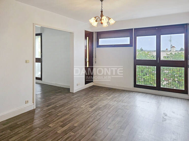 Appartement 3 pièces   71,38 m2  carrez  Proche commodités — photo 1