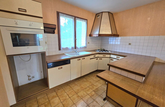 Guemene Penfao - 3 chs poss 4 - Garage - 742 m² T — photo 5