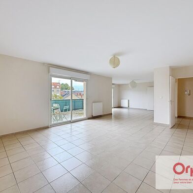 Appartement 4 pièces 1032 €