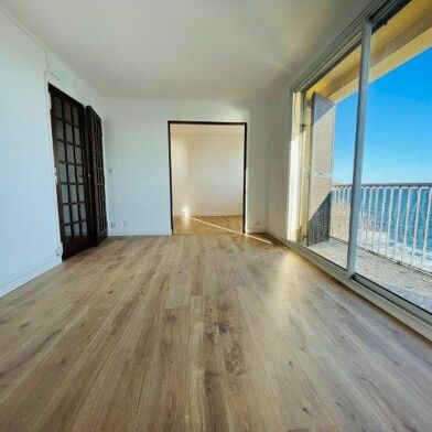 Appartement 2 pièces 670 €