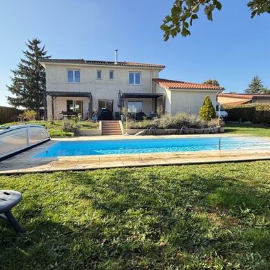 Maison 5 pièces 388500 €