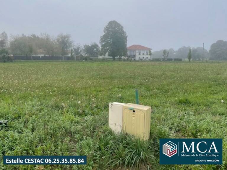 Terrain à bâtir à Eugénie-les-Bains (40320) — photo 1