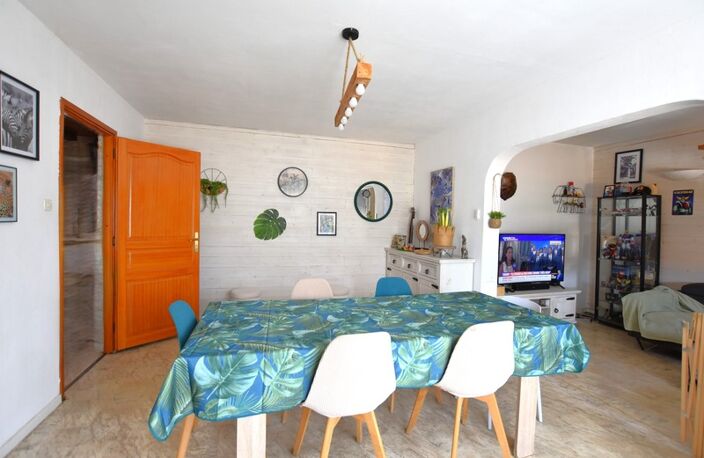 Firminy – Appartement familial lumineux de 121 m² – 7 pièces — photo 3