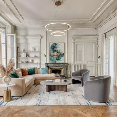 Appartement 9 pièces 1040000 €