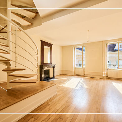 Appartement 4 pièces 219000 €